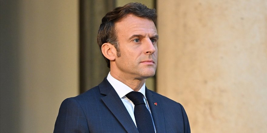 Macron'dan medyaya "haberlerde kullanılacak dil" baskısı