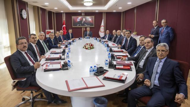 YSK Başkanlığına Ahmet Yener seçildi