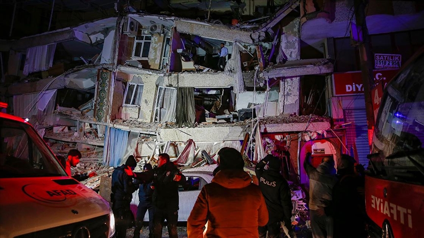 Kahramanmaraş merkezli depremde 912 kişi hayatını kaybetti