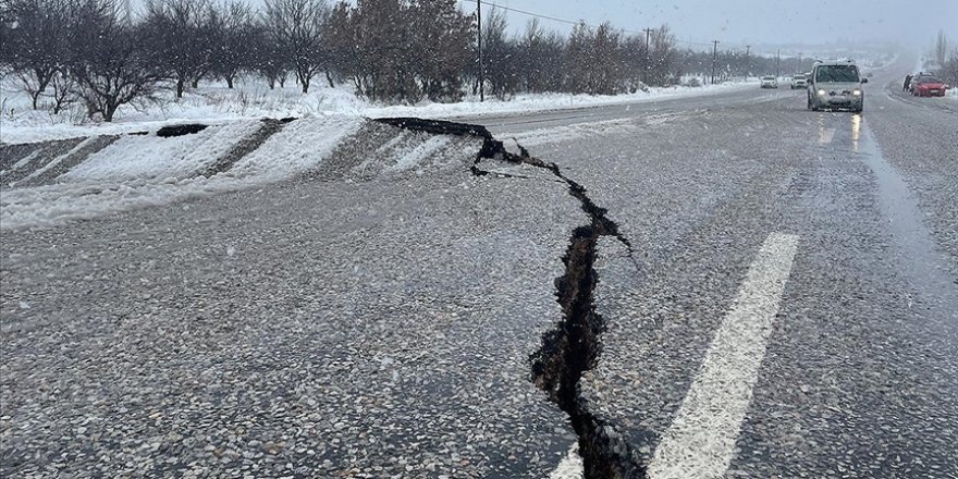 "Depremler Anadolu yarımadasını 3 metre kaydırdı"