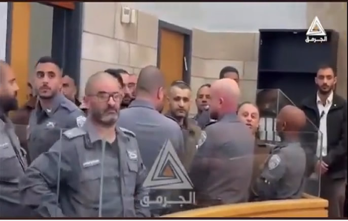 Filistinli esir mahkemede depremzedeleri unutmadı