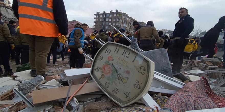 Kısa bir tarihçe: Devlet ve deprem