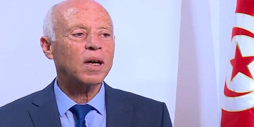 Kays Said Tunus'ta diktatörlüğünü pekiştiriyor