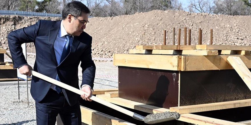 Kırgızistan'da 20 bin kişilik cami ve külliyenin temeli atıldı