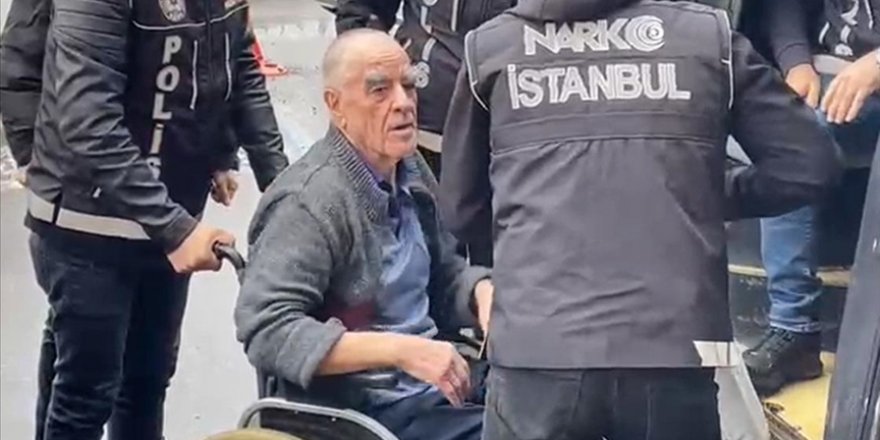 Kırmızı bültenle aranırken İstanbul'da yakalanan Urfi Çetinkaya, adliyeye sevk edildi