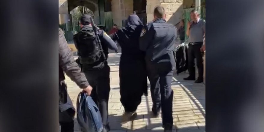 Mescid-i Aksa'da gözaltına alınan Özgecan Mutlu serbest bırakıldı