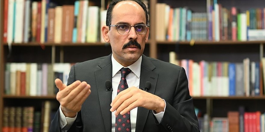 Cumhurbaşkanlığı Sözcüsü Kalın'dan "27 Nisan e-muhtıra" paylaşımı