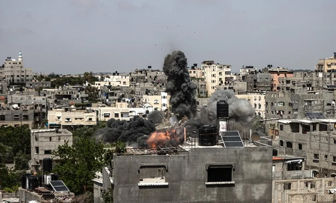 İşgal rejimi, Gazze'de 2 evi vurdu!