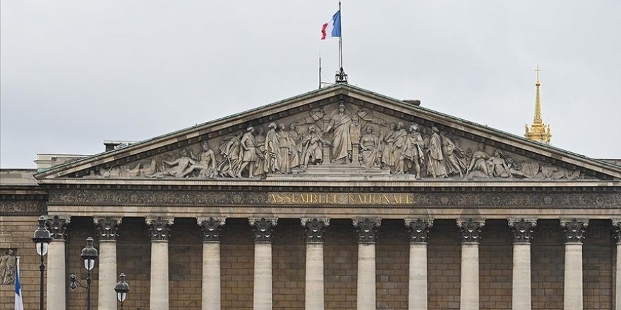 Fransa, savunma bütçesini arttırıyor