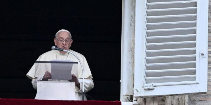 Papa’dan Kur’an yakılmasına tepki: Öfke ve tiksinti duyuyorum