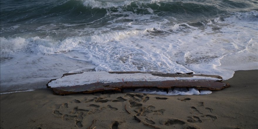 Senegal'den 300 göçmeni taşıyan 3 tekne kayıp