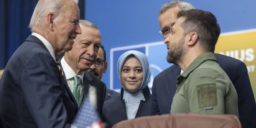 Erdoğan, NATO-Ukrayna Komisyonu'nun Devlet Başkanları Toplantısı'na katıldı