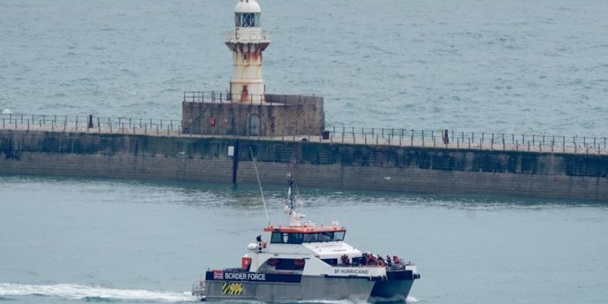 Telegraph: İngiltere, Türkiye'den gelen göçmenleri sınır dışı etmek için özel anlaşma arayışında