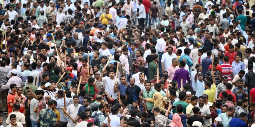 Bangladeş muhalefeti neden hükümeti protesto ediyor?