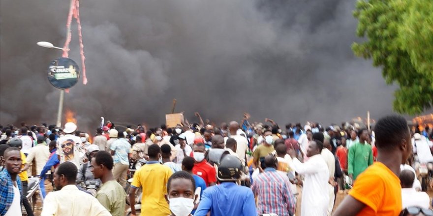 Nijer'deki darbe neden emperyalistleri paniğe sevk ediyor?