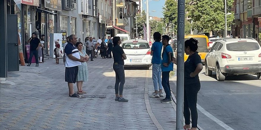 Malatya bir dakikada iki kez sallandı