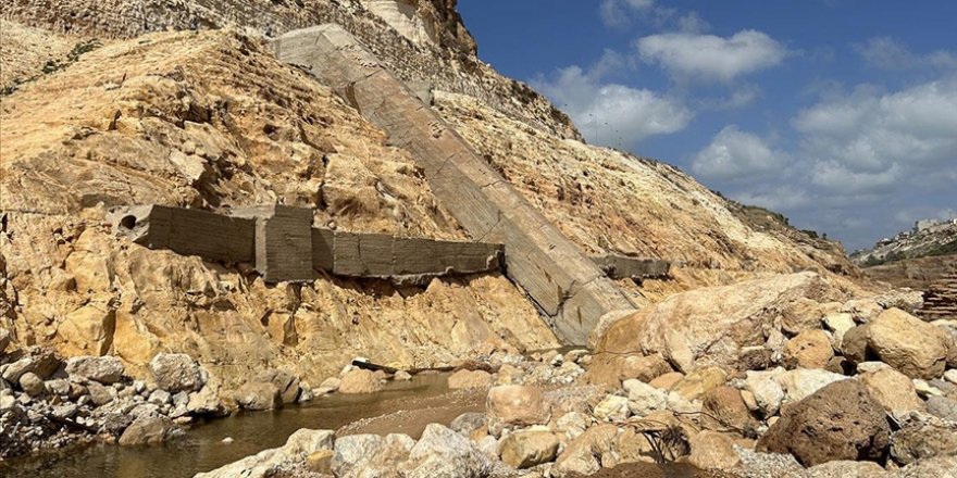 Derne'de felakete yol açan El-Bilad Barajı görüntülendi