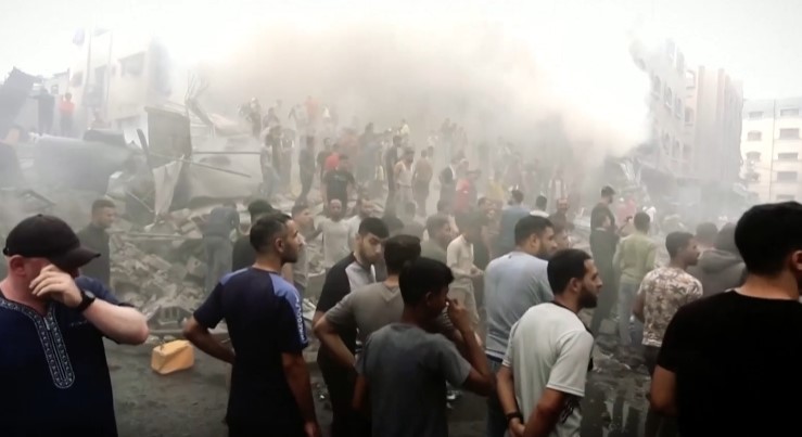 İşgalci İsrail Cebaliye mülteci kampını bombaladı