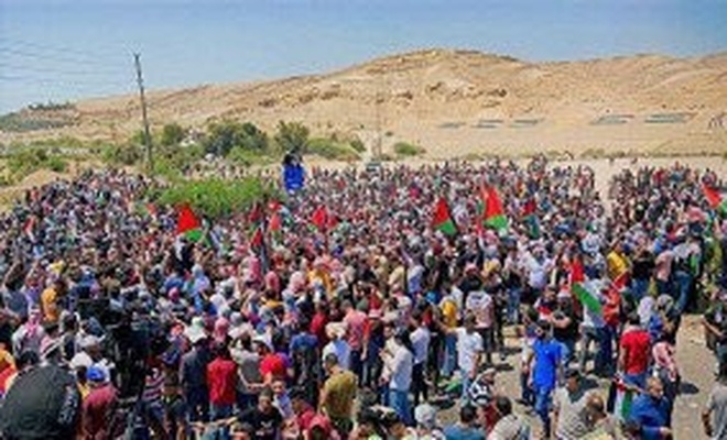 Ürdün halkı Filistin sınırına yürüdü! Güvenlik güçleri halka saldırdı