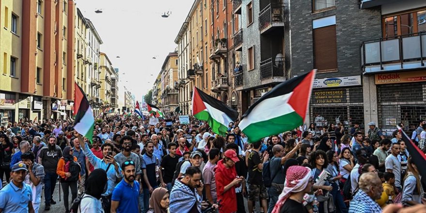 İtalya ve Malta'da binlerce kişi Filistin'e destek için bir araya geldi