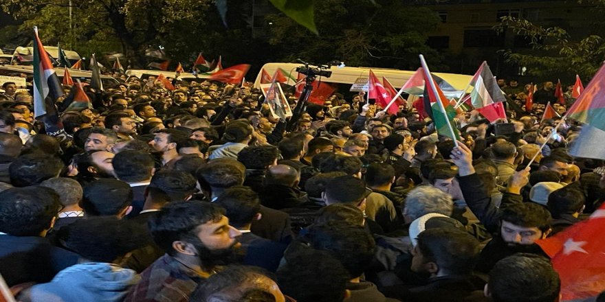 Ankara’daki Müslümanlar “Siyonist elçilik kapatılsın” diye haykırdı!