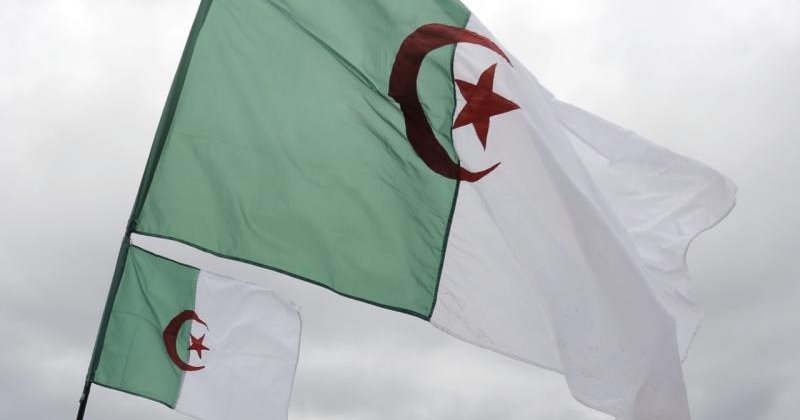 Cezayir'de tüm sportif faaliyetler askıya alındı