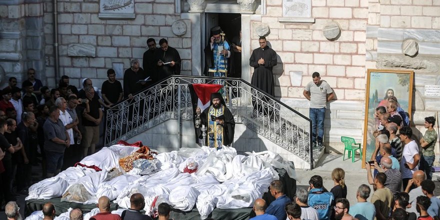 İşgalci İsrail'in kilise saldırısında ölü sayısı 20'ye yükseldi