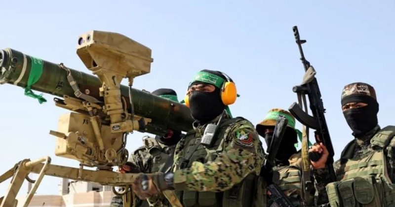 Yediot Ahronot: Hamas hassas istihbarat bilgilerini ele geçirdi
