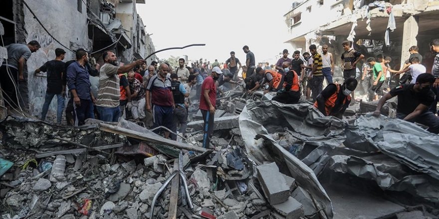İşgal güçleri bir günde Gazze Şeridi'nde 320 noktayı vurarak 400 Filistinliyi katletti