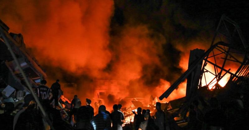 BM: Gazze'de güvenli bölgelerde bile yoğun bombardıman devam ediyor