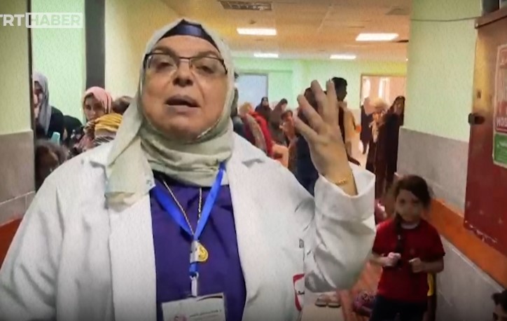 Gazzeli doktor: İşgal devleti sadece kefen girişine izin veriyor!