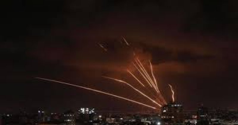 Hamas füzeleri yine Tel Aviv'i vurdu