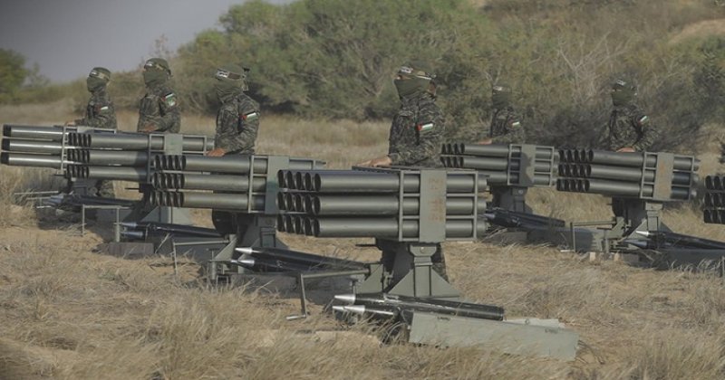 Filistin direnişi işgalcileri füzelerle hedef alıyor