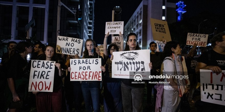 Gazze’de ateşkes isteyen Yahudiler, Tel Aviv’de gösteri düzenledi