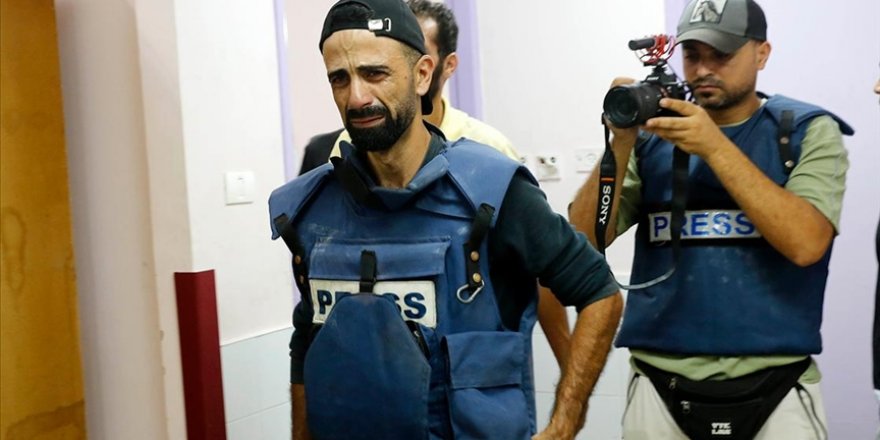 Katil İsrail'in 4 çocuğu ile kardeşlerini katlettiği AA kameramanı Alul, yaşadığı dehşeti anlattı