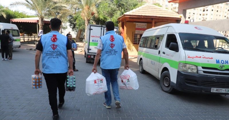 TDV, Gazze'de günde 1500 kişiye sıcak yemek sağlıyor
