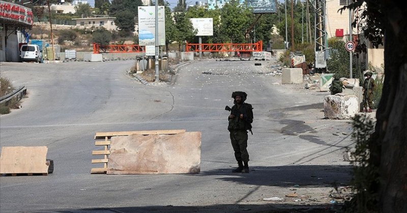 Siyonistler , 7 Ekim’den bu yana El Halil'deki 11 mahallede sokağa çıkma yasağı uyguluyor