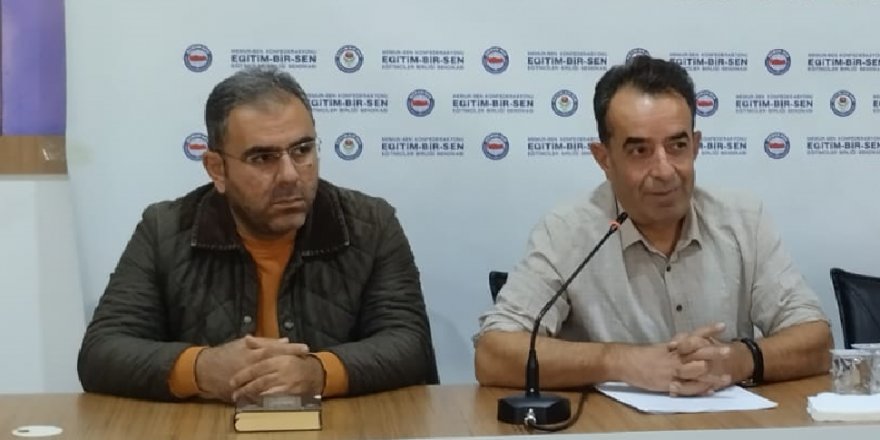 Muş Özgür-Der'de göç olgusu konuşuldu