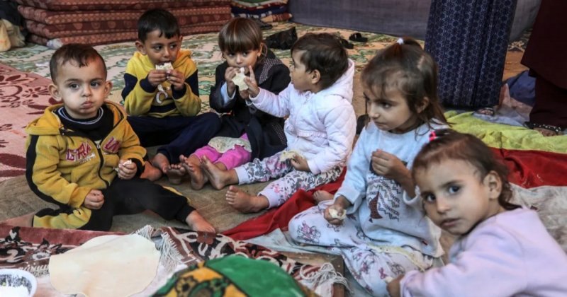 Gazze'de siviller açlıktan ölme tehlikesiyle karşı karşıya