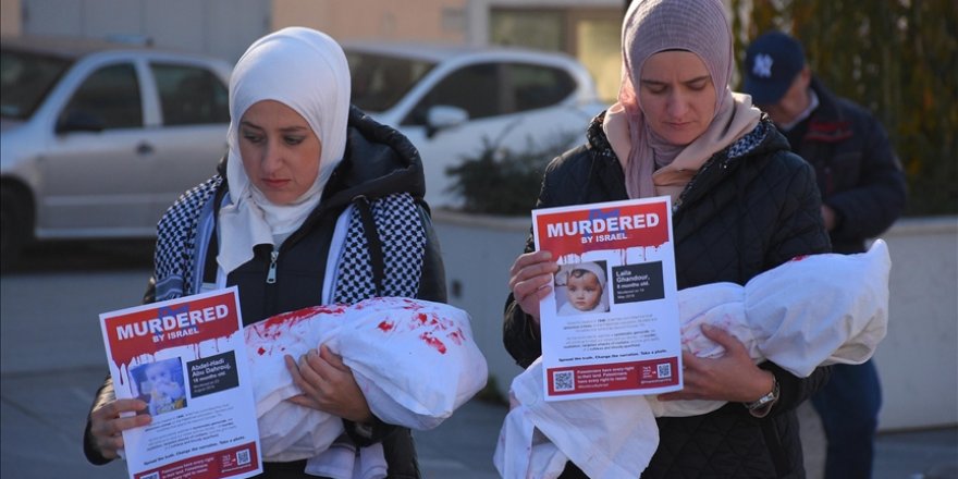 Katil İsrail’in katliamları Bosna’da protesto edildi