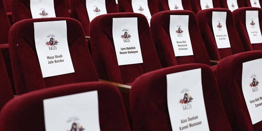 Sultangazi'de sinema salonunun koltuklarına öldürülen Filistinli çocukların isimleri yazıldı