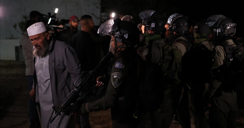 Hamas: Daha fazla esirin serbest bırakılması için "insani arayı" uzatmaya çalışıyoruz