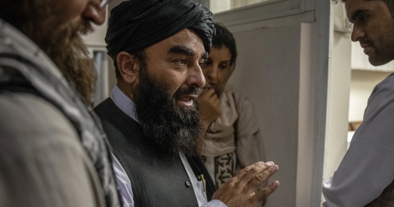 Afganistan: Pakistan'daki Afgan göçmenlerden ülkeye dönenlerin sayısı 450 bini geçti