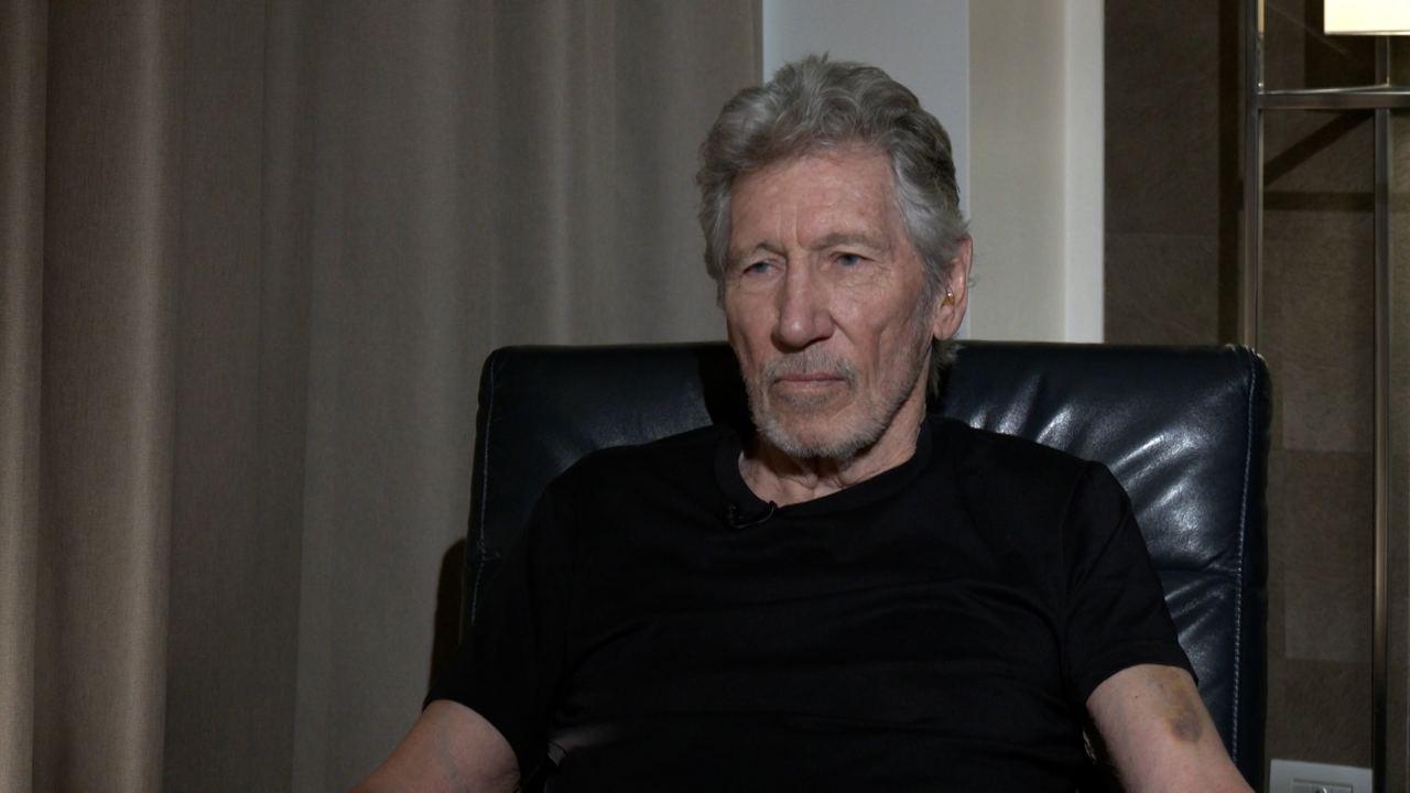 Pink Floyd'un solisti Waters: Batı nasıl hala İsraillileri mağdur göstermeye çalışabilir?