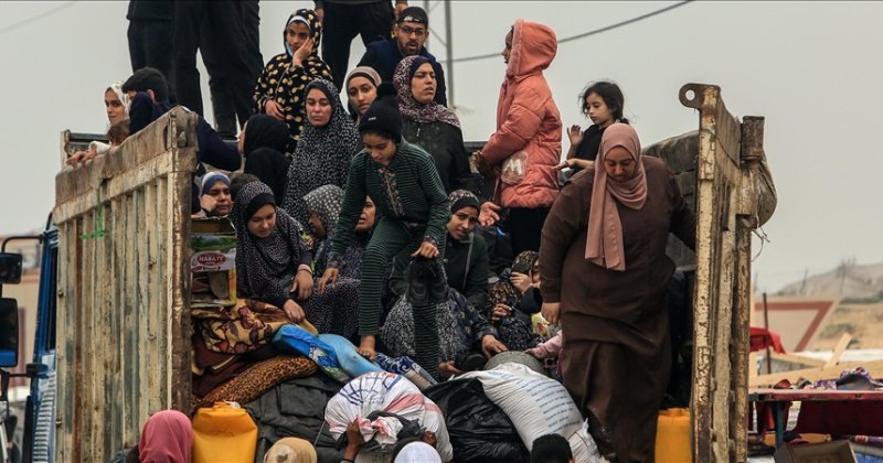 Siyonistler, Gazze'nin güneyine sıkıştırdığı Filistinlileri Mısır'a sürmek istiyor