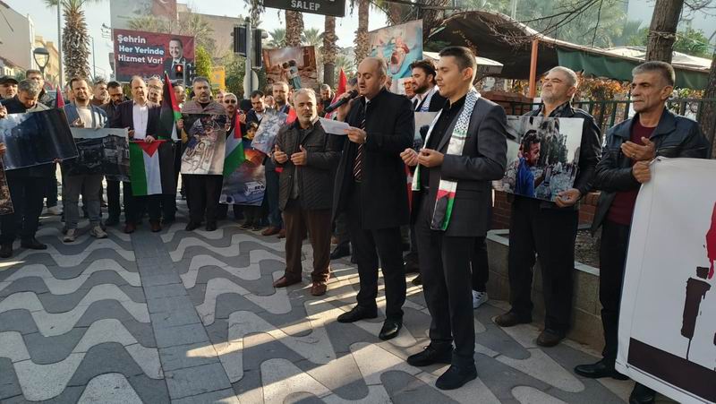 Akhisar'da Gazze ile dayanışma eylemi