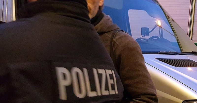 Almanya'da camiye tehdit ve hakaret içerikli mektup gönderildi