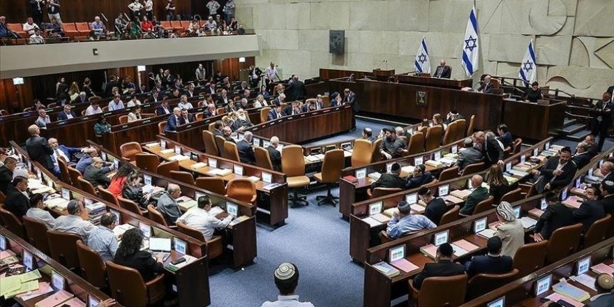 İsrail'in yasa dışı Yahudi yerleşimlerin payını da artıran "savaş bütçesi" Meclisten geçti