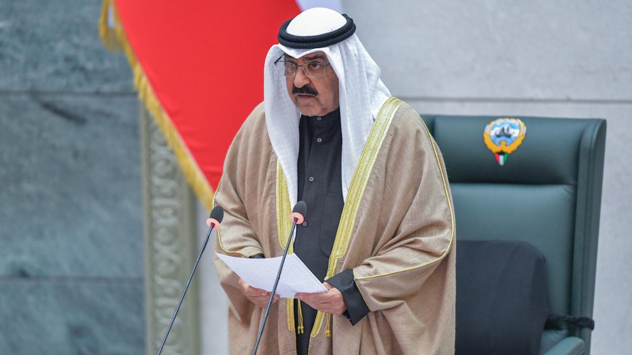 Kuveyt'in yeni Emiri Şeyh Meşal el-Ahmed el-Cabir es-Sabah yemin etti