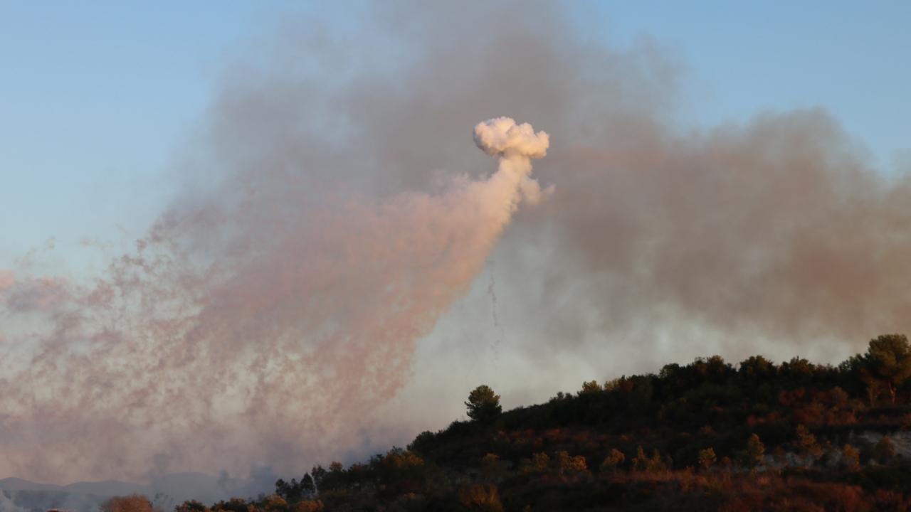 Lübnan'dan katil İsrail'in kuzeyine 77 roket fırlatıldı